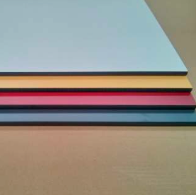 Joue pour casiers. Côtés de finition à couleur en stratifié de 12 mm - Le Mobilier Stratifié